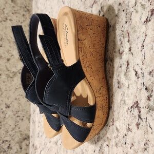 Clark's Rose Erin 3 inch Wedge Sandal Navy Blue  Size 9